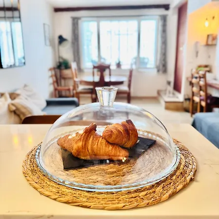 La Cachette D'antibes * أنتيب